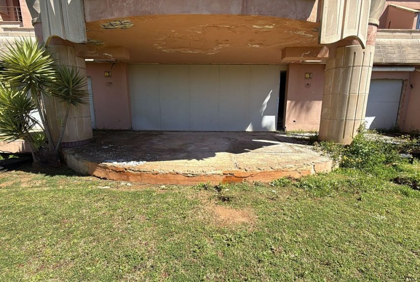 R5002141-Apartment-For-Sale-Nueva-Andalucia-Ground-Floor-4-Beds-250-Built-11