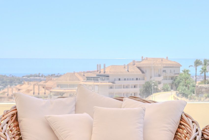 R5017156-Apartment-For-Sale-Nueva-Andalucia-Duplex-4-Beds-159-Built-10