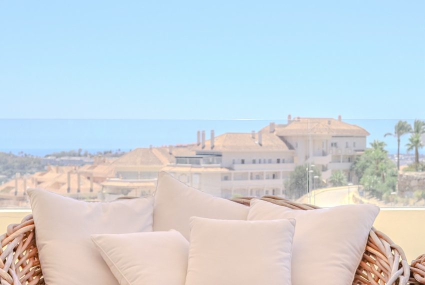 R5017156-Apartment-For-Sale-Nueva-Andalucia-Duplex-4-Beds-159-Built-13