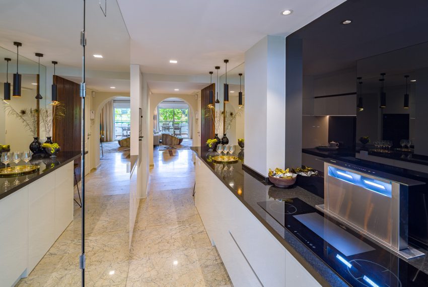 R5022946-Apartment-For-Sale-The-Golden-Mile-Ground-Floor-2-Beds-148-Built-2