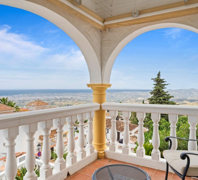 R5037448-Image 1-Semi Detached - 2 Beds - 101 Built