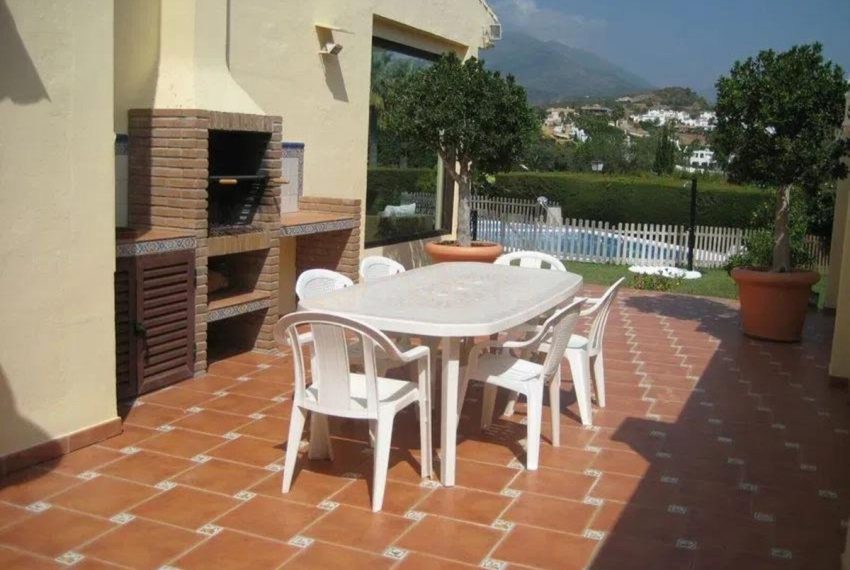 R5038708-Villa-For-Sale-Nueva-Andalucia-Detached-6-Beds-300-Built-16