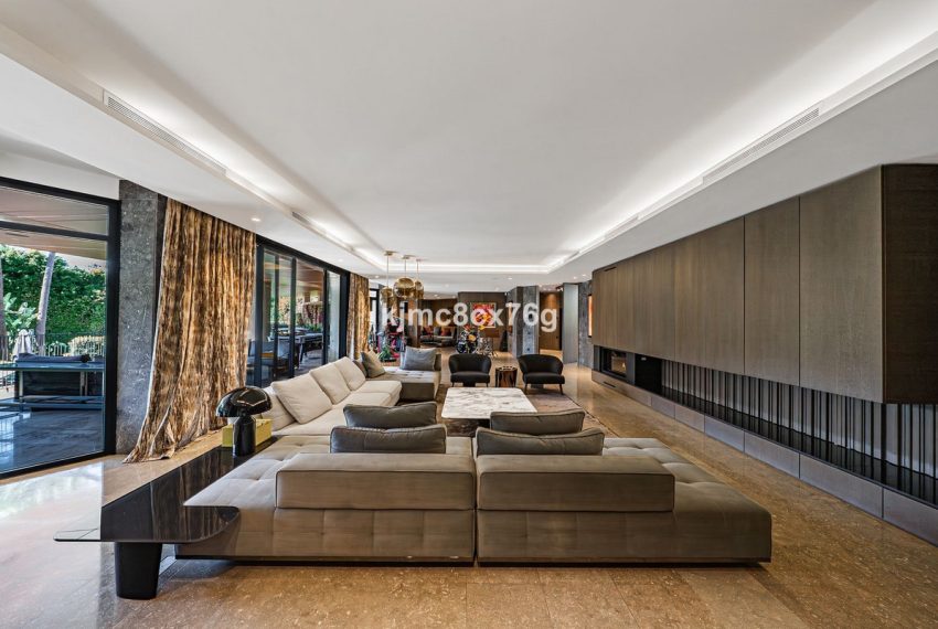 R5044666-Villa-For-Sale-Guadalmina-Baja-Detached-10-Beds-990-Built-11