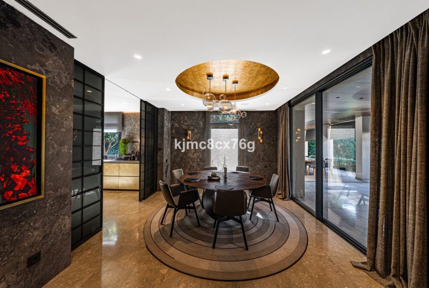 R5044666-Villa-For-Sale-Guadalmina-Baja-Detached-10-Beds-990-Built-13