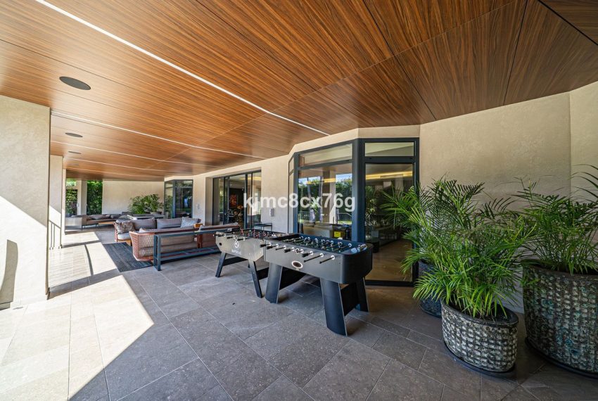 R5044666-Villa-For-Sale-Guadalmina-Baja-Detached-10-Beds-990-Built-4