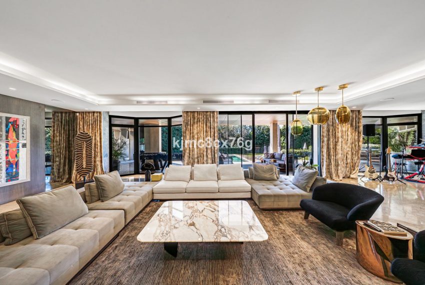 R5044666-Villa-For-Sale-Guadalmina-Baja-Detached-10-Beds-990-Built-7