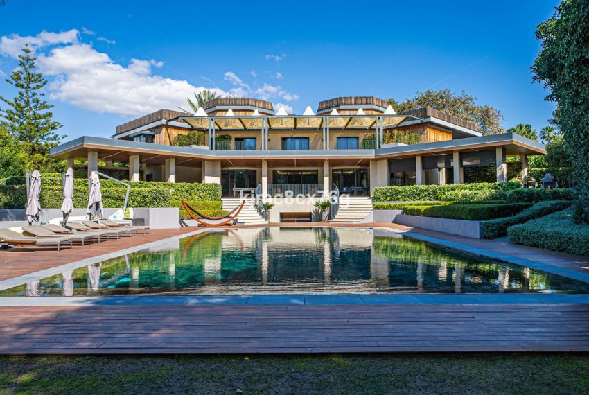 R5044666-Villa-For-Sale-Guadalmina-Baja-Detached-10-Beds-990-Built