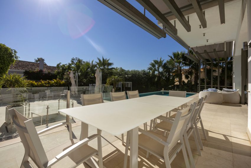 R5047168-Villa-For-Sale-La-Quinta-Detached-5-Beds-350-Built-16