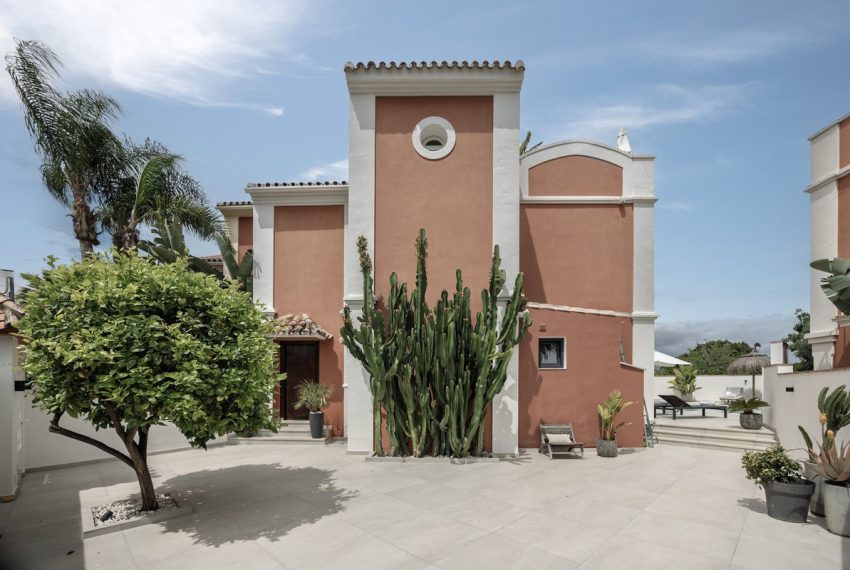 R5047714-Villa-For-Sale-San-Pedro-de-Alcantara-Semi-Detached-4-Beds-170-Built-3