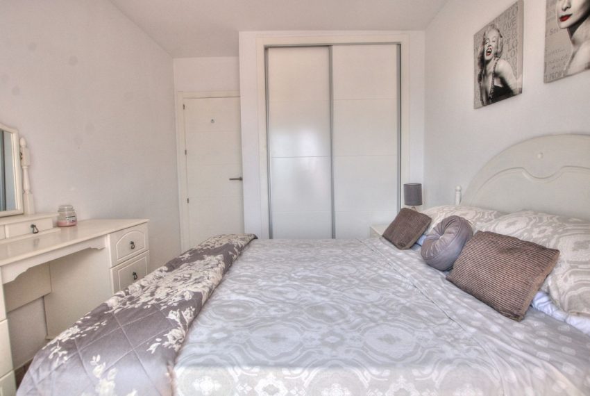 R5055706-Villa-For-Sale-La-Cala-Detached-4-Beds-185-Built-19