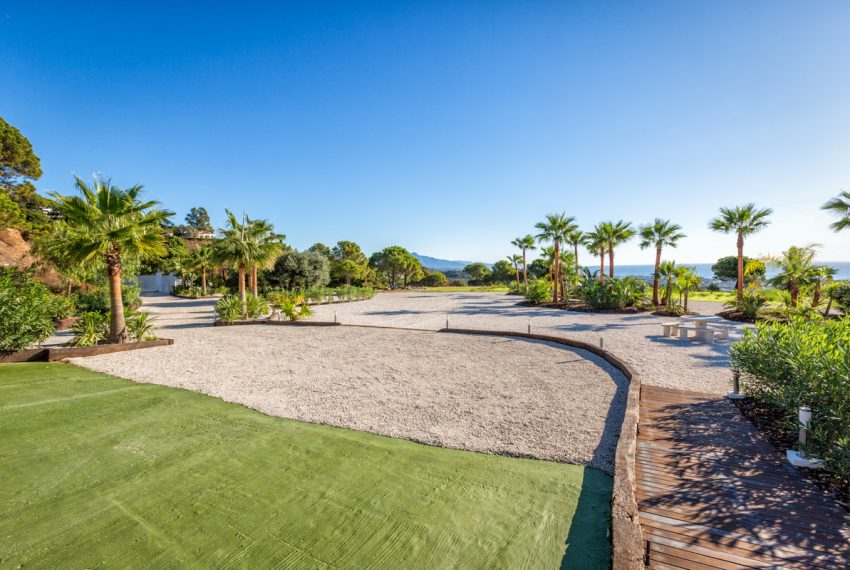 R5057962-Villa-For-Sale-Estepona-Detached-7-Beds-755-Built-12