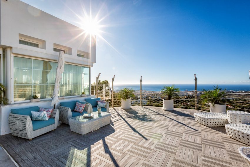 R5057962-Villa-For-Sale-Estepona-Detached-7-Beds-755-Built-14