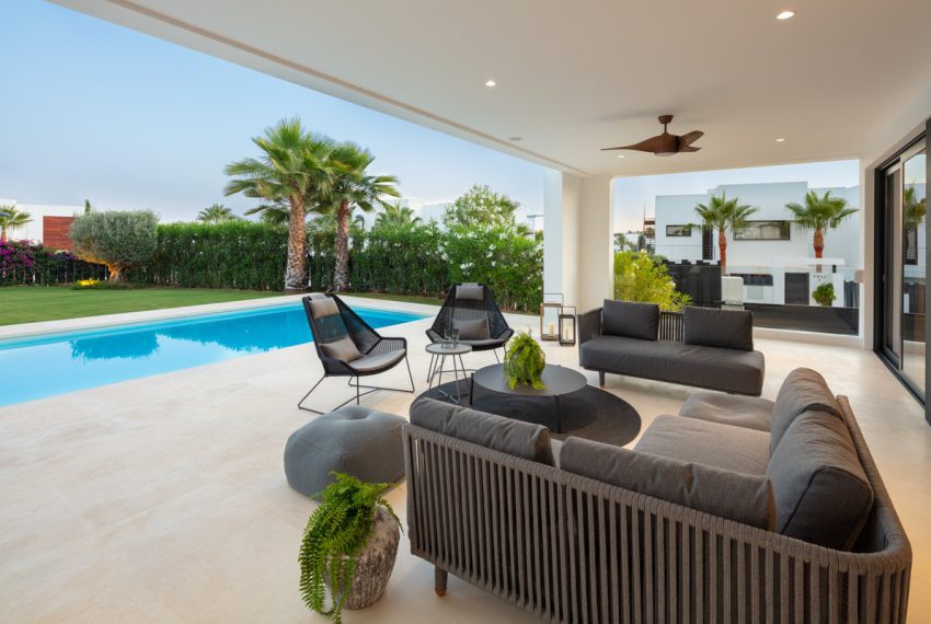 R5066662-Villa-For-Sale-Nueva-Andalucia-Detached-5-Beds-783-Built-5