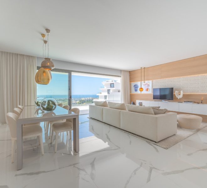 R5076502-Image 1-Middle Floor - 3 Beds - 151 Built