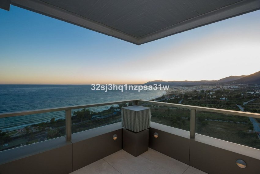 R5077972-Apartment-For-Sale-Marbella-Penthouse-3-Beds-200-Built
