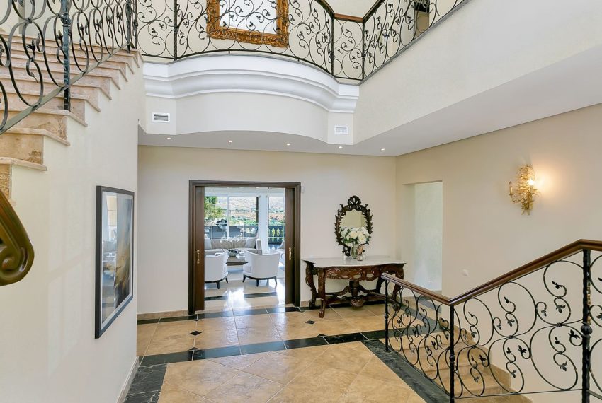 R5102338-Villa-For-Sale-La-Cala-Golf-Detached-6-Beds-597-Built-19