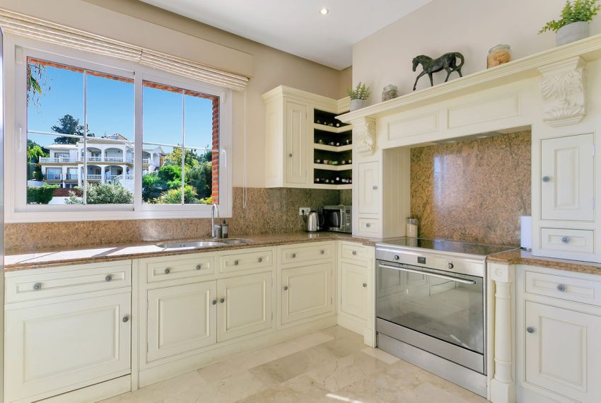 R5102338-Villa-For-Sale-La-Cala-Golf-Detached-6-Beds-597-Built-5