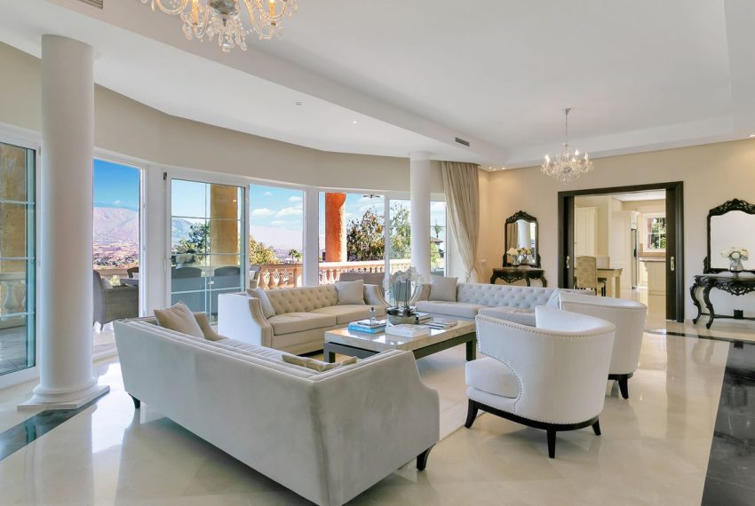 R5102338-Villa-For-Sale-La-Cala-Golf-Detached-6-Beds-597-Built-7