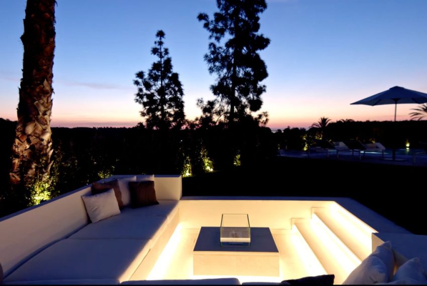 R5119045-Villa-For-Sale-Nueva-Andalucia-Detached-5-Beds-553-Built-2