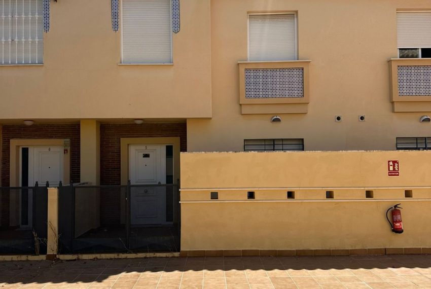 R5120113-Villa-For-Sale-Calahonda-Semi-Detached-4-Beds-213-Built-2