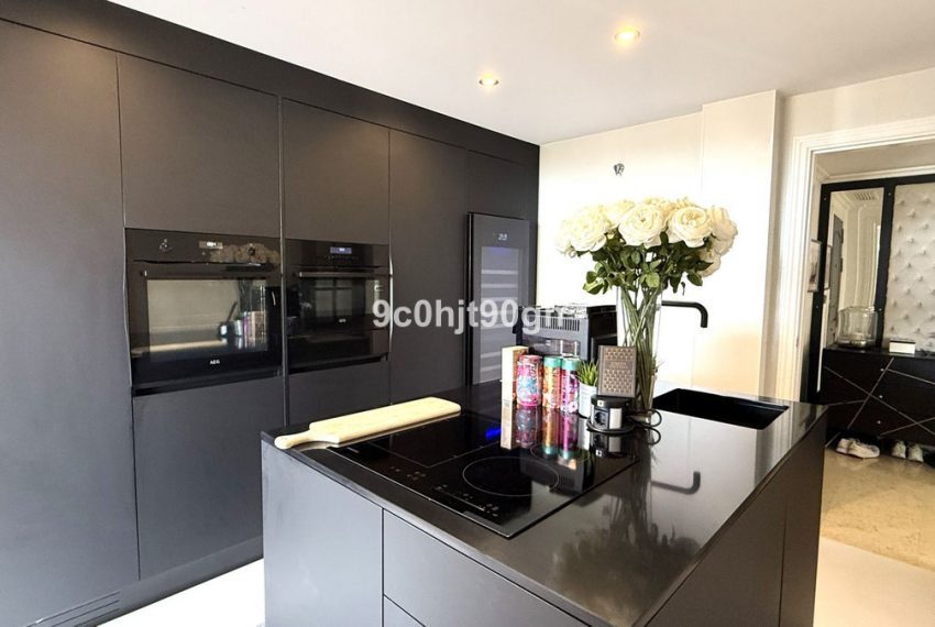 R5126038-Apartment-For-Sale-Elviria-Penthouse-Duplex-2-Beds-108-Built-18
