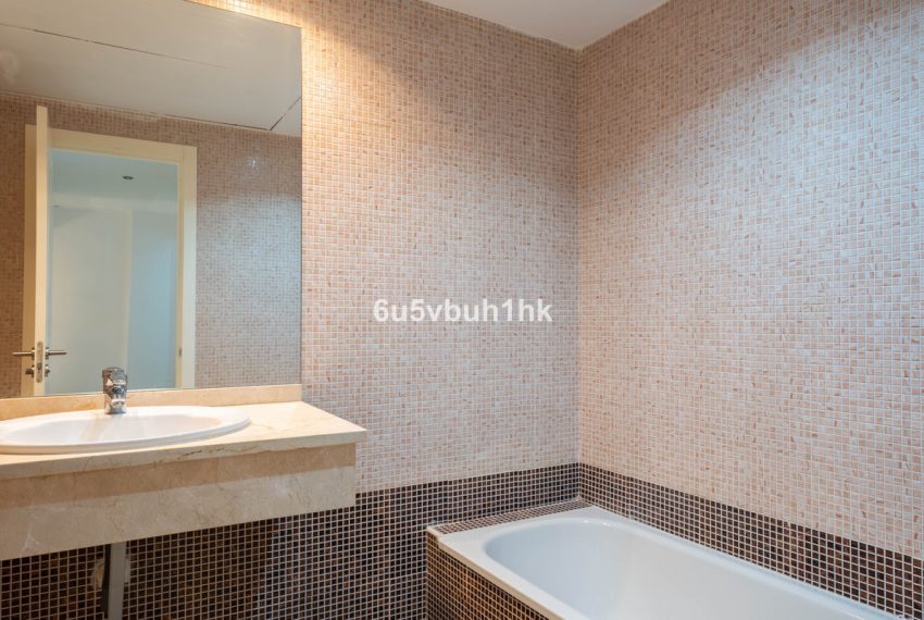 R5126875-Townhouse-For-Sale-Istan-Terraced-3-Beds-165-Built-10
