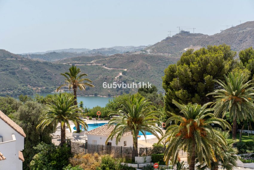 R5126875-Townhouse-For-Sale-Istan-Terraced-3-Beds-165-Built