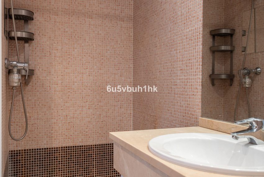 R5126875-Townhouse-For-Sale-Istan-Terraced-3-Beds-165-Built-9