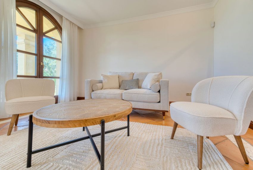 R5127400-Villa-For-Sale-La-Zagaleta-Detached-6-Beds-868-Built-12