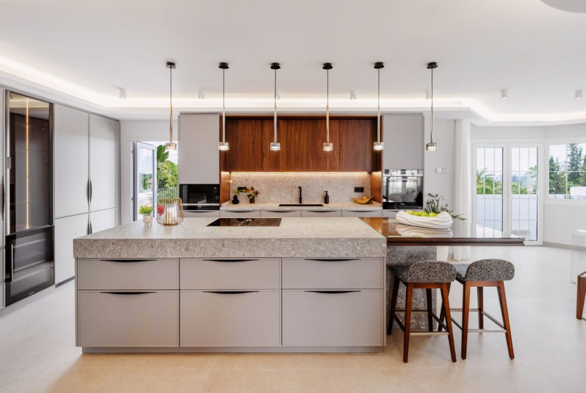 R5134966-Apartment-For-Sale-Nueva-Andalucia-Penthouse-5-Beds-389-Built-1