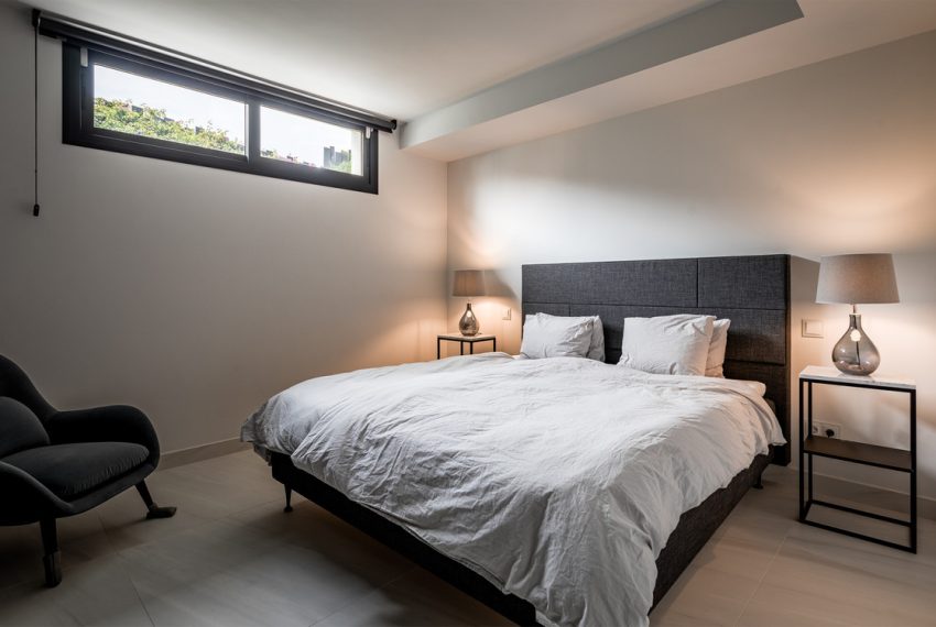 R5141164-Villa-For-Sale-Nueva-Andalucia-Detached-7-Beds-913-Built-18