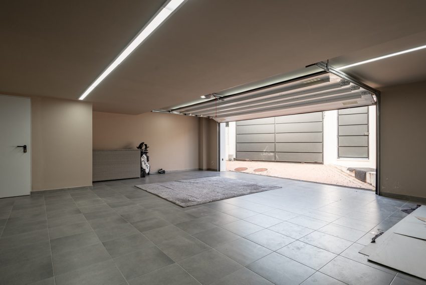 R5141164-Villa-For-Sale-Nueva-Andalucia-Detached-7-Beds-913-Built-19