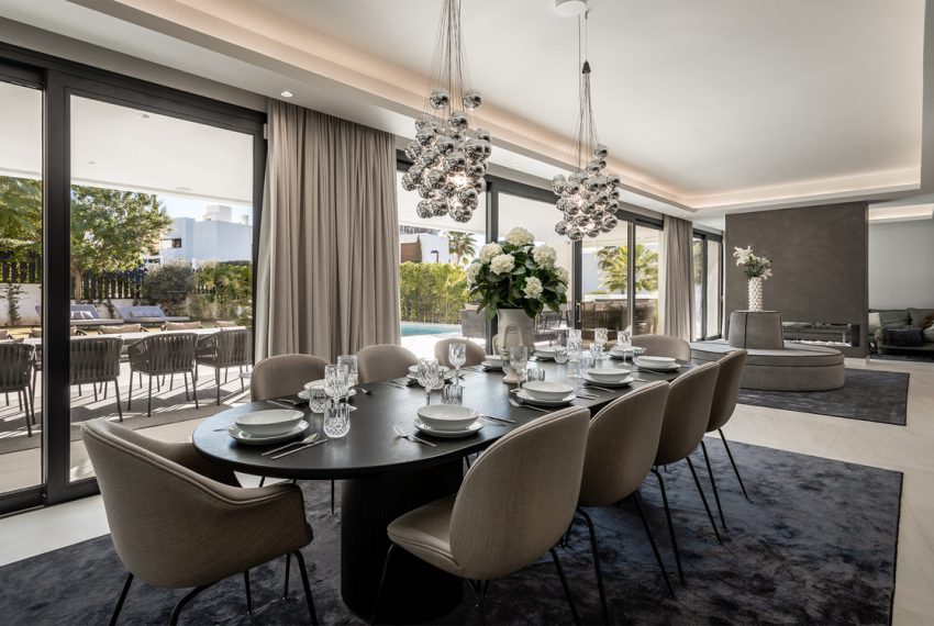 R5141164-Villa-For-Sale-Nueva-Andalucia-Detached-7-Beds-913-Built-5