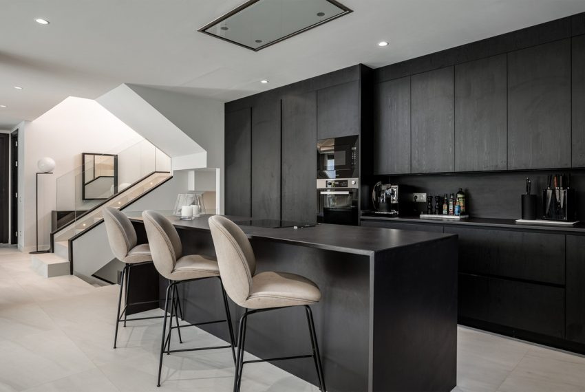 R5141164-Villa-For-Sale-Nueva-Andalucia-Detached-7-Beds-913-Built-6