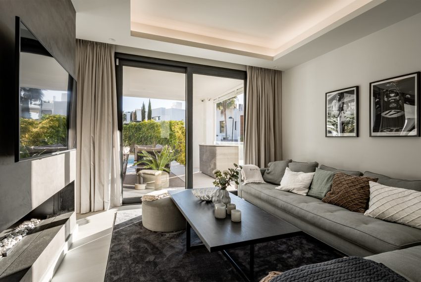 R5141164-Villa-For-Sale-Nueva-Andalucia-Detached-7-Beds-913-Built-8