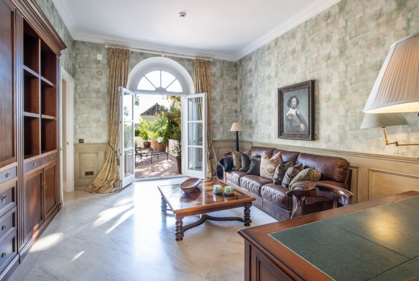 R5144248-Villa-For-Sale-The-Golden-Mile-Detached-5-Beds-1265-Built-14