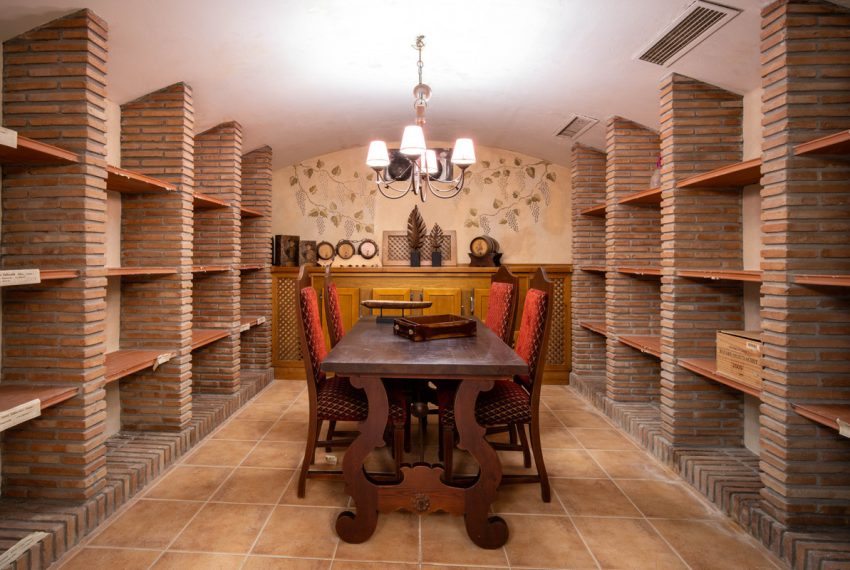 R5144248-Villa-For-Sale-The-Golden-Mile-Detached-5-Beds-1265-Built-16