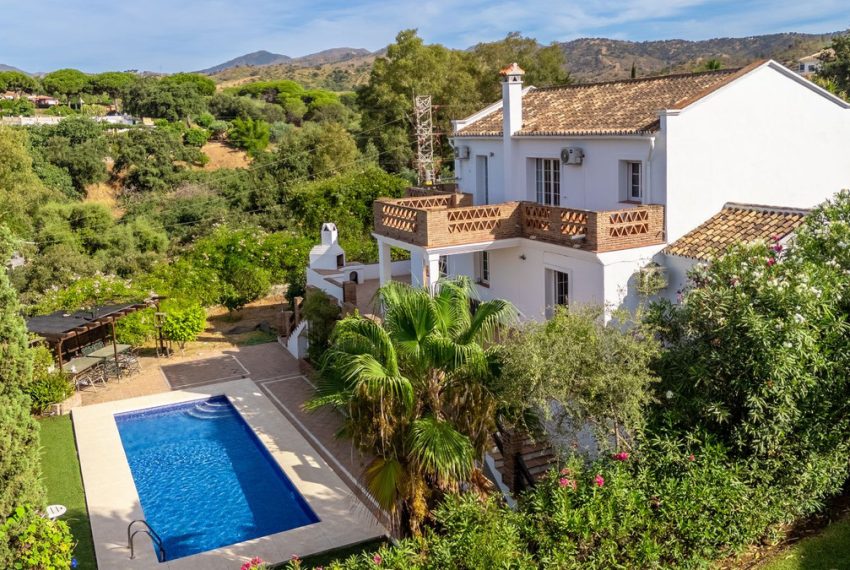 R5146882-Villa-For-Sale-Elviria-Detached-4-Beds-225-Built-13