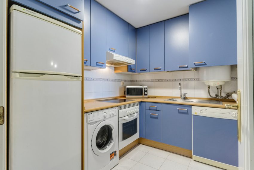 R5152291-Apartment-For-Sale-The-Golden-Mile-Ground-Floor-1-Beds-85-Built-5