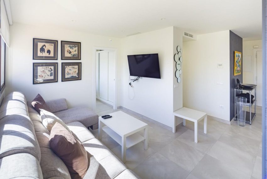 R5153200-Apartment-For-Sale-Nueva-Andalucia-Penthouse-3-Beds-77-Built-3