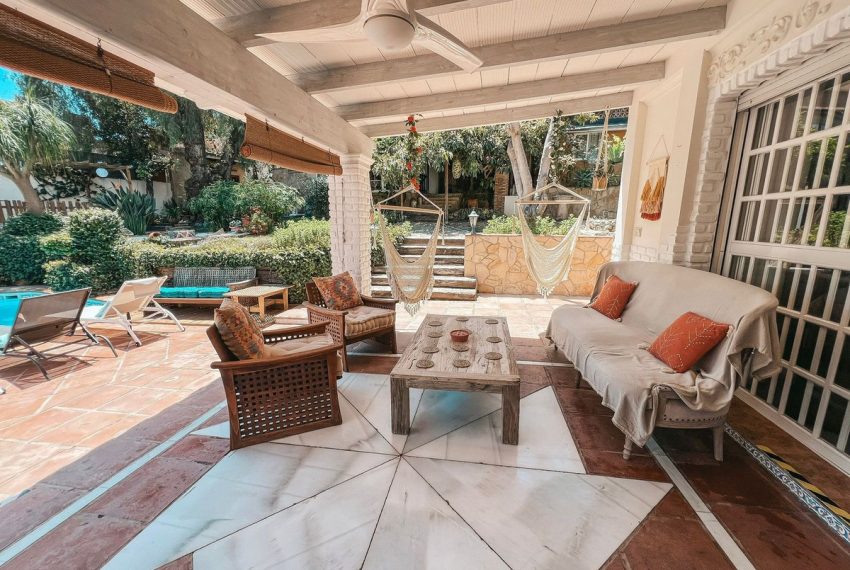 R5156332-Villa-For-Sale-Nueva-Andalucia-Detached-5-Beds-200-Built-3