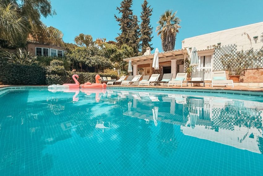 R5156332-Villa-For-Sale-Nueva-Andalucia-Detached-5-Beds-200-Built