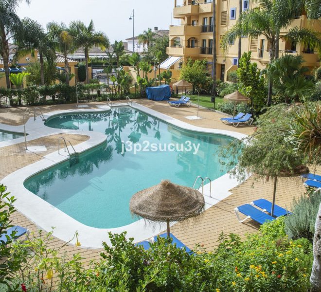 R5157091-Image 1-Middle Floor - 2 Beds - 108 Built