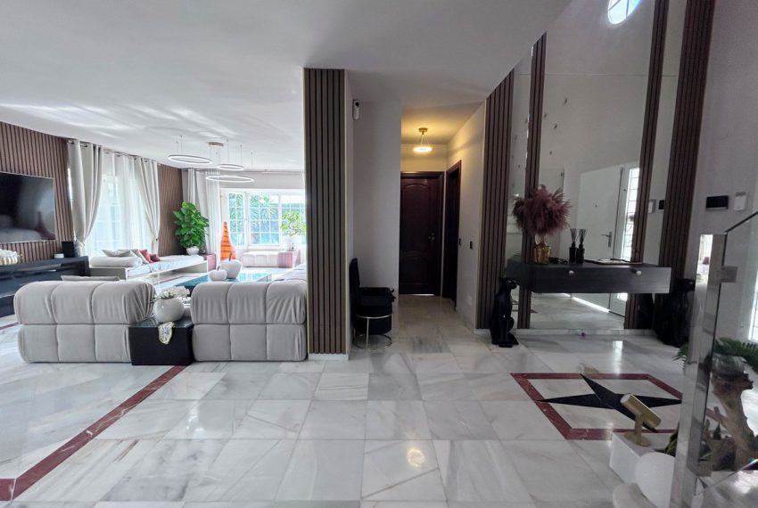 R5159092-Villa-For-Sale-Guadalmina-Alta-Detached-7-Beds-623-Built-4