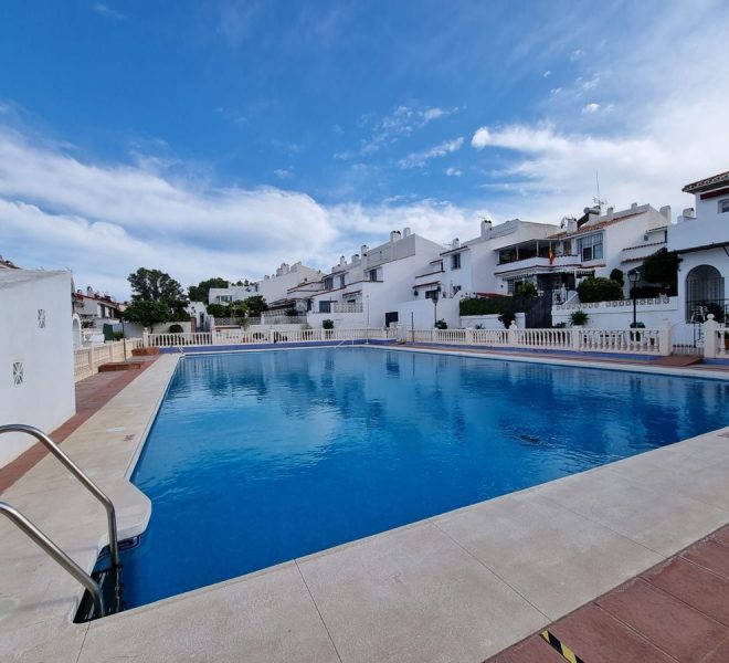 R5159605-Image 1-Terraced - 2 Beds - 95 Built