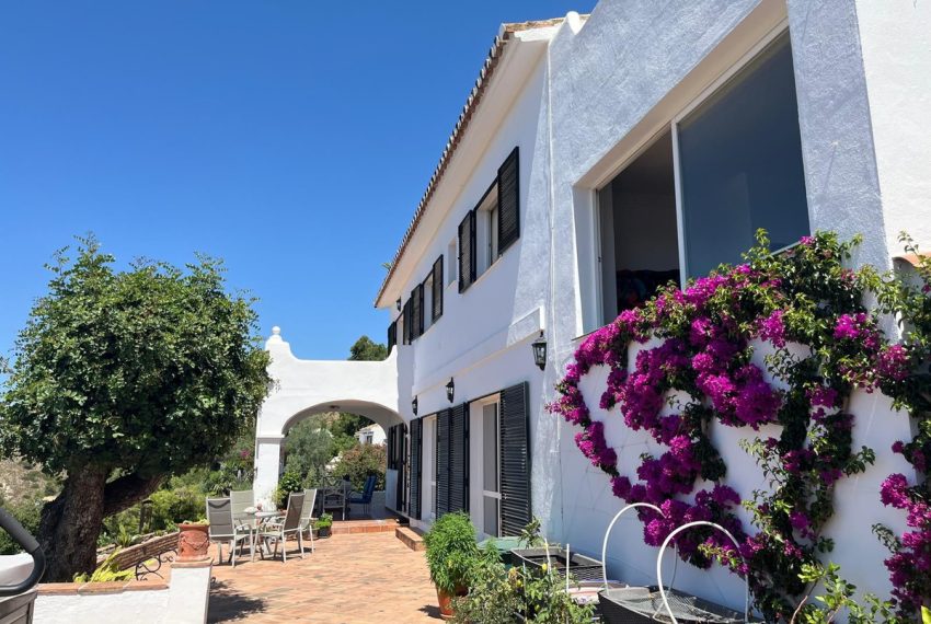 R5160940-Villa-For-Sale-Mijas-Detached-5-Beds-304-Built