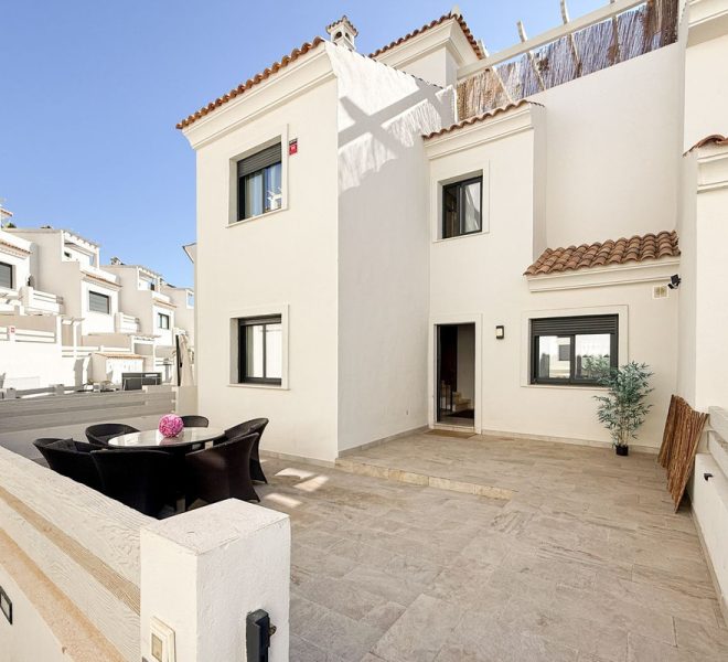 R5161390-Image 1-Terraced - 3 Beds - 153 Built