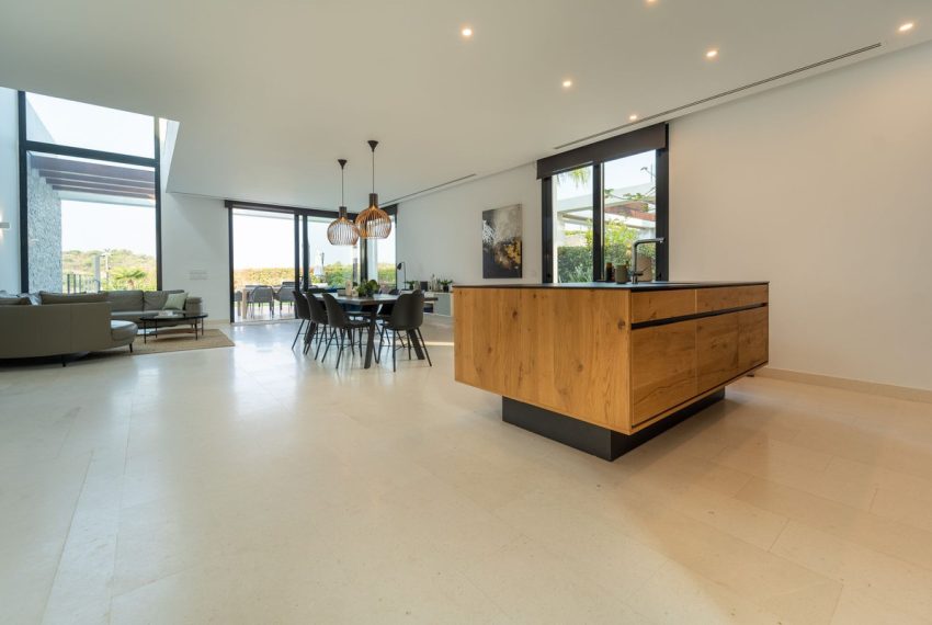 R5162422-Villa-For-Sale-Cabopino-Semi-Detached-5-Beds-297-Built-4