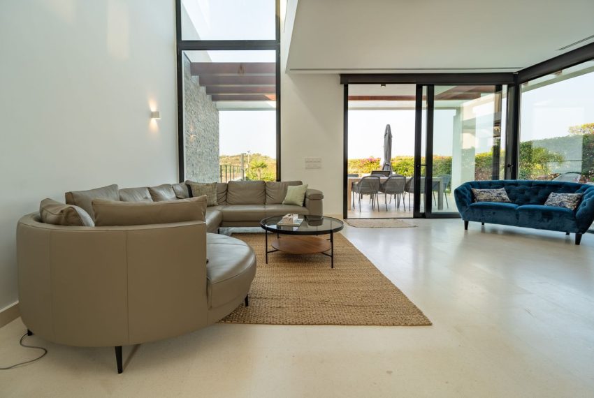 R5162422-Villa-For-Sale-Cabopino-Semi-Detached-5-Beds-297-Built-7