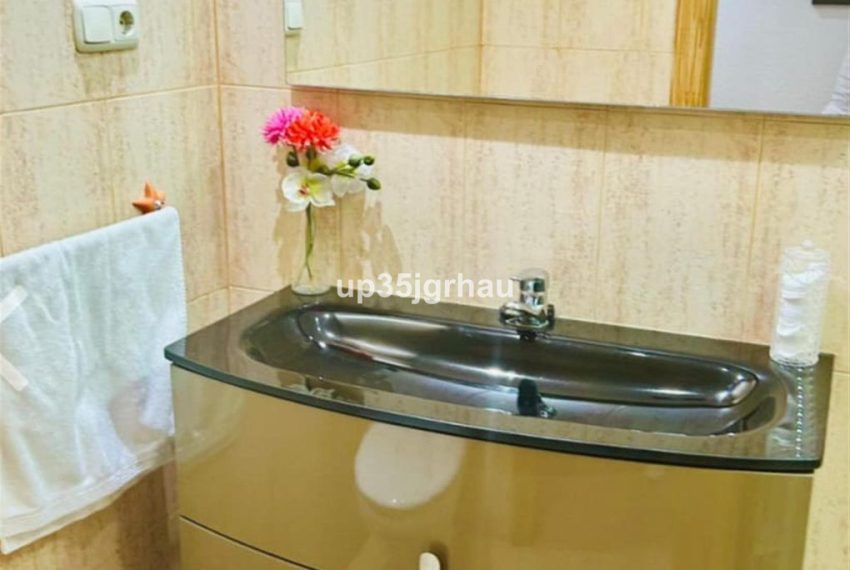 R5162518-Apartment-For-Sale-Estepona-Penthouse-3-Beds-110-Built-13